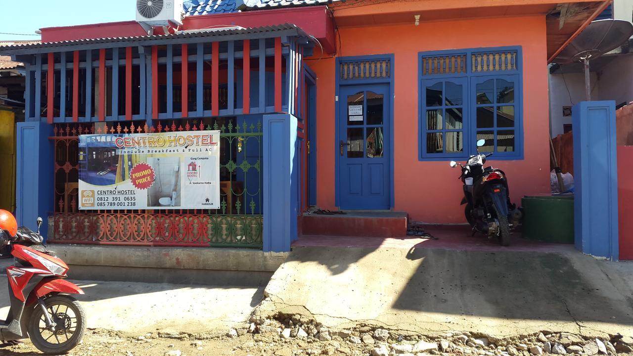 Centro Hostel Labuan Bajo Esterno foto